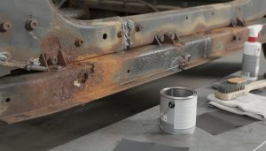 découvrez comment identifier la corrosion sur le châssis de votre véhicule et les meilleures méthodes pour prévenir les dégâts afin d'assurer sa longévité et votre sécurité.